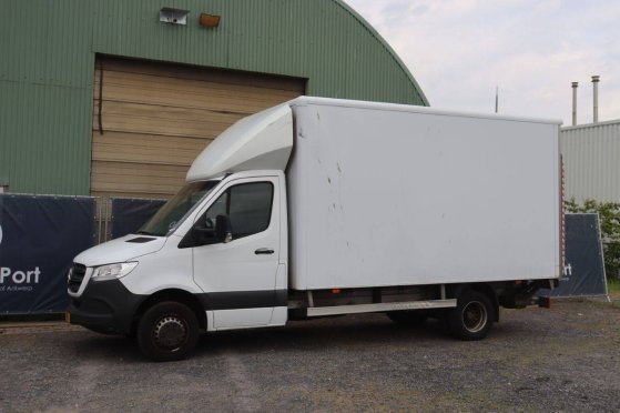 Box truck Truck Mercedes-Benz Sprinter Diesel 143hp 2021 Sprinter 2021 2
