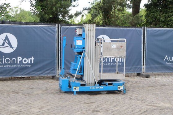 Genie IWPE-20S Electric Mast Lift 8.1m 2000 IWPE-20S 2000 2