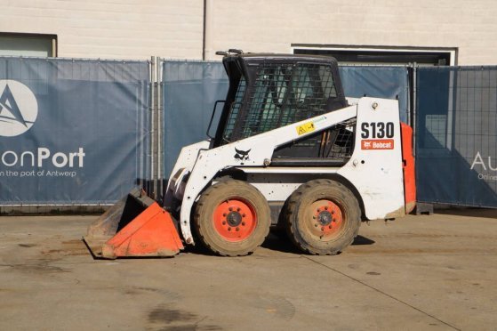 Skid steer loader Bobcat S130 Diesel 34.3kW 2005 S130 2005 2 Wheel Loaders