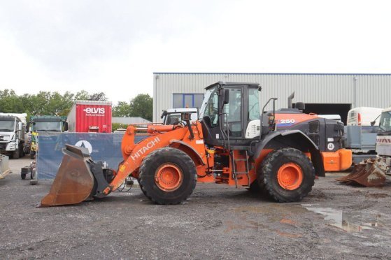 Hitachi ZW250-6 Diesel Wheel Loader 196kW 2019 884 2019 2