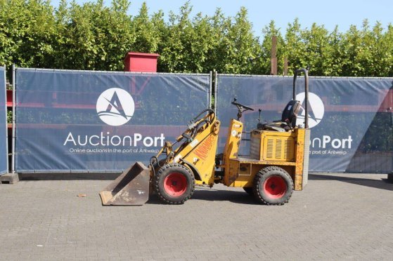 Articulated loader Gebr Knikmops Diesel 21KW 2001 Gebr Knikmops 2001 2 Wheel Loaders