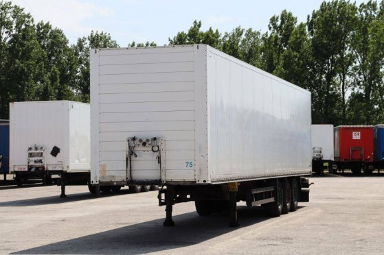 Closed Semi-Trailer Schmitz Cargobull SKO24 2011 Schmitz Cargobull SKO 24 2011 2 Box semi-trailers