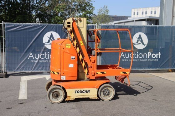 JLG TOUCAN 8E Electric Mast Lift 8.15m 2012 TOUCAN 8E 2012 2