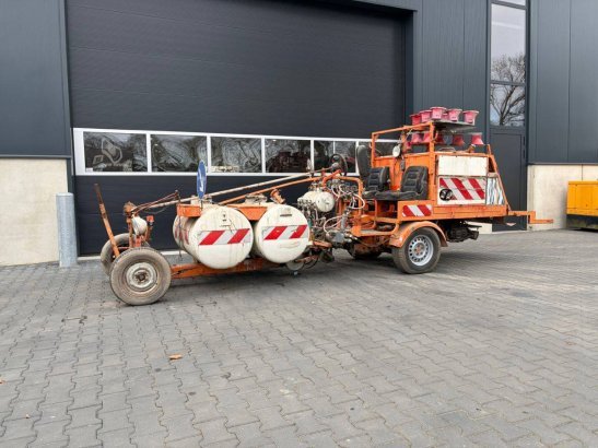 Road marking machine Hoffmann Diesel Hoffmann 2