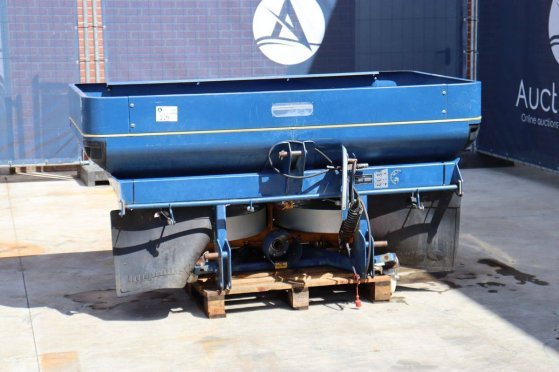 Fertilizer spreader Bogballe A/S L2 2008 Bogballe A/S L2 2008 2