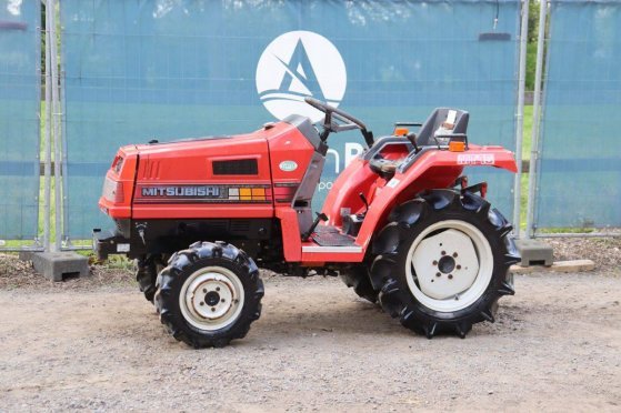 Mini tractor Mitsubishi MT15D Diesel 15HP MT15D 2