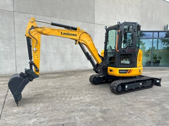 LiuGong 9035 FZTS Diesel Crawler Excavator 2026 New LIUGONG 9035 FZTS 2026 1 Crawler Excavators