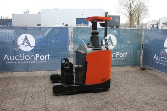Toyota Electric Reach Truck 2