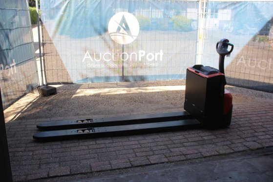 Toyota LWE200 Electric Pallet Truck 2000kg 2023 LWE200 2023 2 Pallet trucks