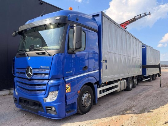 Box truck Truck Mercedes-Benz Actros 2645 6X2 Diesel 2016 Actros 2645 6X2 2016 2