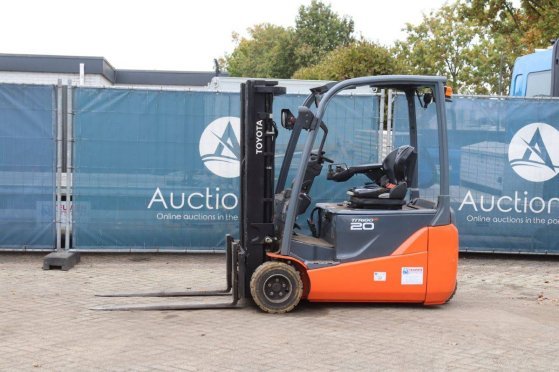 Toyota 8FBE20T Electric Forklift 2000kg 4.3m 2018 8FBE20T 2018 2 Forklift