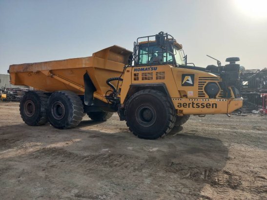Komatsu HM400-3R (4 pcs available in Abu Dhabi) HM400-3R (4 pcs available in Abu Dhabi) 2017 2 Articulated Dump Trucks