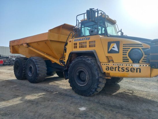 Komatsu HM400-3R (4 pcs available in Abu Dhabi) HM400-3R (4 pcs available in Abu Dhabi) 2017 2 Articulated Dump Trucks