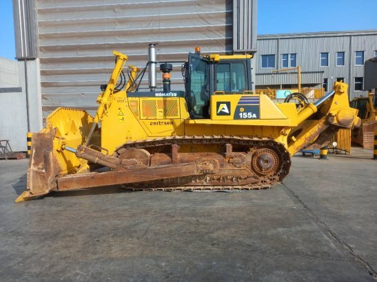 Komatsu D155A-6R (4pcs available for sale in Abu Dhabi) 10194 2024 2 Dozers