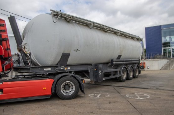 SPITZER EUROVRAC-SK2460 - 60M³+5COMP SPITZER EUROVRAC-SK2460 - 60M³+5COMP 2011 2