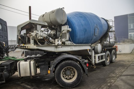 MOL BETON MIXER/MALAXEUR/MISCHER 12M3+MOTOR/MOTEUR MOL BETON MIXER/MALAXEUR/MISCHER 12M3+MOTOR/MOTEUR 2000 2
