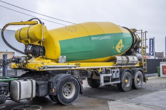 DE BUF BETON MIXER/MALAXEUR/MISCHER-12M3 De Buf BETON MIXER/MALAXEUR/MISCHER-12M3 2013 2