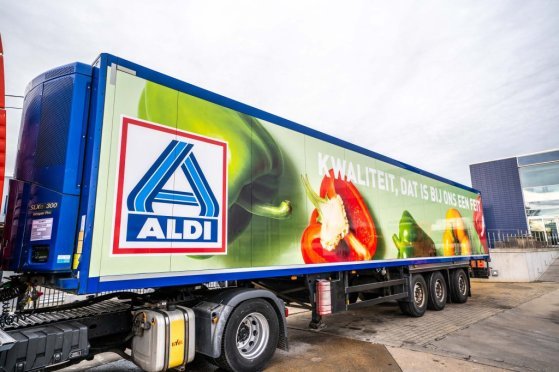 SCHMITZ SCB-S3B+ TK SLXe300 - 4210 H Schmitz Cargobull SCB-S3B+ TK SLXe300 - 4210 H 2015 2 Refrigerated semi trailers
