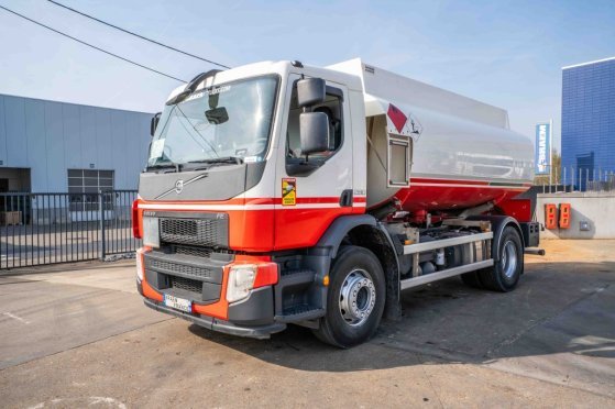 VOLVO FE 280 +MAGYAR 13.000L/5COMP. FE 280 +MAGYAR 13.000L/5COMP. 2014 2
