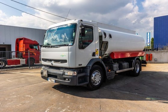 RENAULT PREMIUM 270 + MAGYAR 14000L+4COMP PREMIUM 270 + MAGYAR 14000L+4COMP 2002 2