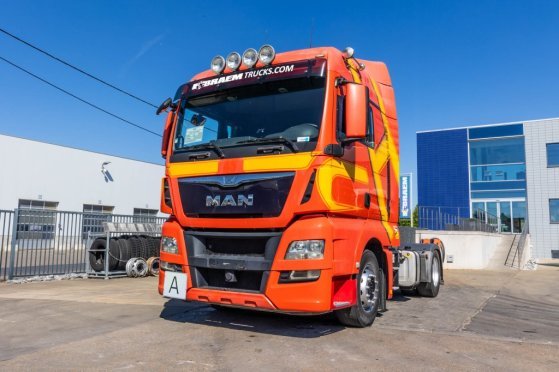 MAN TGX 18.440 XLX BLS + KIPHYDR. TGX 18.440 XLX BLS + KIPHYDR. 2015 2 Tractor Units