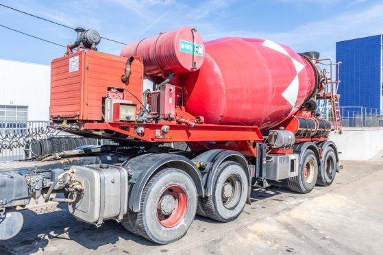 IMER BETON MIXER/MALAXEUR/MISCHER10M3 (+MOTOR/MOTEUR ) Imer BETON MIXER/MALAXEUR/MISCHER10M3 (+MOTOR/MOTEUR ) 2016 2