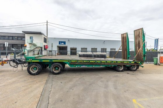 MOL A79/2020/40/50 - 40 TON MOL A79/2020/40/50 - 40 TON 2011 2 Lowloader trailers