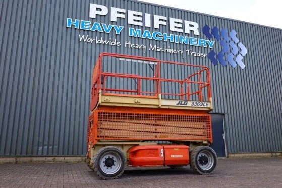 JLG 3369LE Electric, 12m Working Height, 450kg Capacit 3369LE Electric, 12m Working Height, 450kg Capacit 2008 2 Scissor L...
