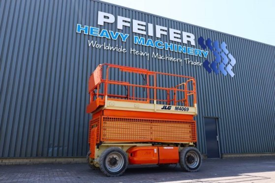 JLG M4069 Hybrid, 14.2m Working Height, 360kg Capacity M4069 Hybrid, 14.2m Working Height, 360kg Capacity 2013 2 Scissor L...