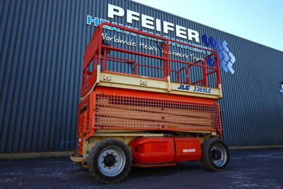 JLG 3369LE Electric, 12m Working Height, 450kg Capacit 3369LE Electric, 12m Working Height, 450kg Capacit 2008 2 Scissor L...