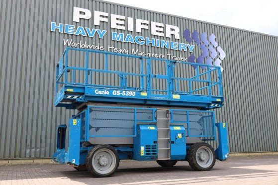 Genie GS5390 Diesel, 4x4 Drive, 18.15m Working Height, 6 GS5390 Diesel, 4x4 Drive, 18.15m Working Height, 6 2013 2 Scissor...