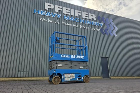 Genie GS1932 Electric, Working Height 7.8 m, 227kg Capac 4842 2010 2 Scissor Lifts