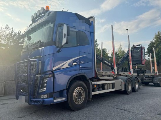 Volvo Fh750 6x4 Log Truck w/ 2019 Epsilon M12L Crane 590 2018 2