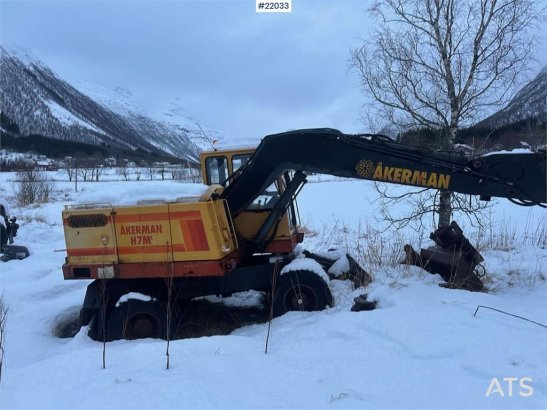 Åkerman H7M wheeled excavator with bucket H7M wheeled excavator with bucket 1991 2 Wheeled Excavators