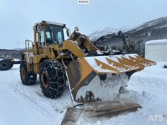 CAT 950F wheel loader w/ 2 buckets and pallet forks 254 1991 2 Wheel Loaders