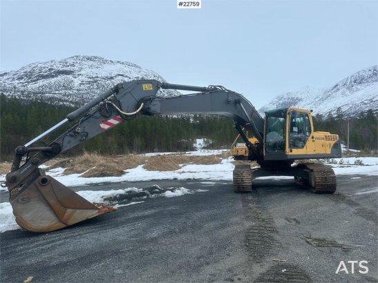 Volvo EC240BLC excavator w/ one bucket. Recently certifi EC240BLC excavator w/ one bucket. Recently certifi 2006 2 Crawler...