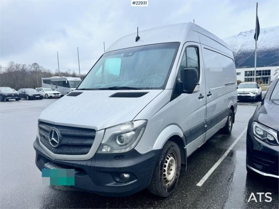 Mercedes-Benz Sprinter 316 van w/ 2 sets of tires! Sprinter 316 van w/ 2 sets of tires! 2016 2 Small Vans
