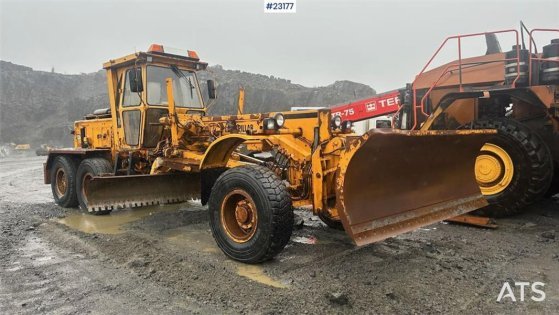 CAT 140G grader. WATCH VIDEO 483 1995 2 Motor graders