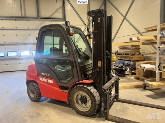 Manitou M135D Forklift – 2400 hours! M135D Forklift – 2400 hours! 2018 2 Forklift