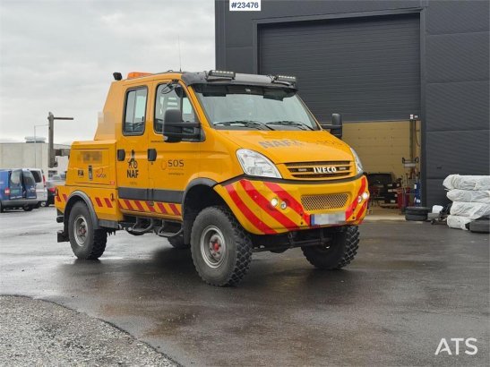 Iveco Daily 4x4 tow truck w/ Omars body and two sets of Daily 4x4 tow truck w/ Omars body and two sets of 2010 2