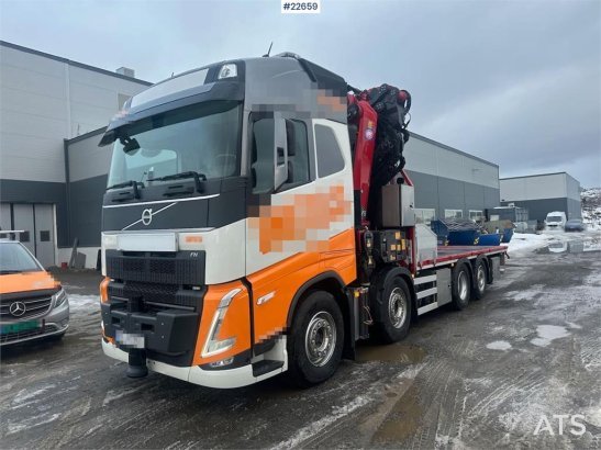 Volvo FH crane truck 8x2 w/ 95 t/m crane, jib and winch, 590 2024 2 Crane trucks