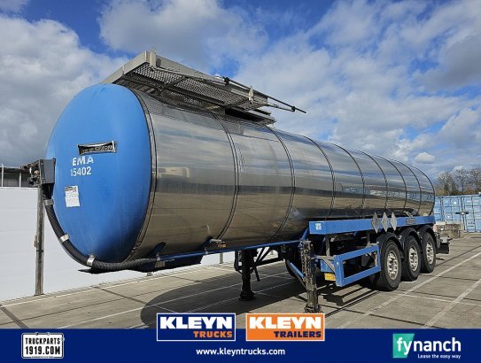 FELDBINDER TSA 23.3-1 32.000 liter oil Feldbinder TSA 23.3-1 32.000 LITER OIL 2003 2 Tanker semi trailers