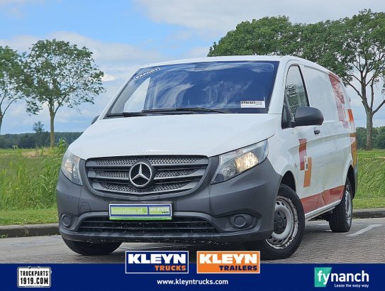 MERCEDES-BENZ VITO 111 l2 euro6 3-zits Mercedes-Benz Vito 111 L2 Euro6 3-Zits 2017 2 Small Vans