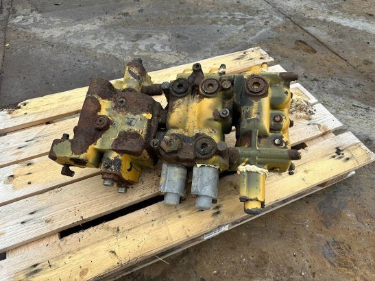 CAT 950 G II valve 254 2