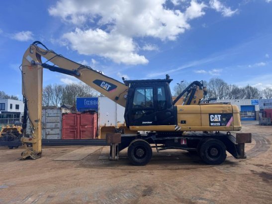 CAT M 322 D MH M 322 D MH 2011 2 Other cranes