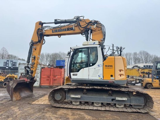 Liebherr R926 Compact Litronic FULL OPTION R926 Compact Litronic FULL OPTION 2015 2 Crawler Excavators
