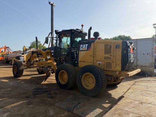 CAT 12M3 CE 12M3 CE 2015 2 Motor graders