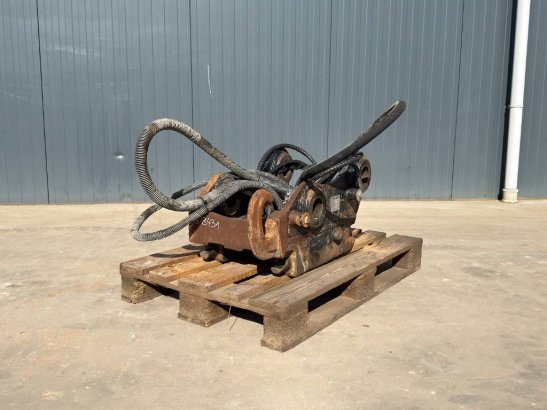 OilQuick OQ65 - M318D / M320F / M322D / 320D / 320E / 323D OilQuick OQ65 - M318D / M320F / M322D / 320D / 320E / 323D 2017 2