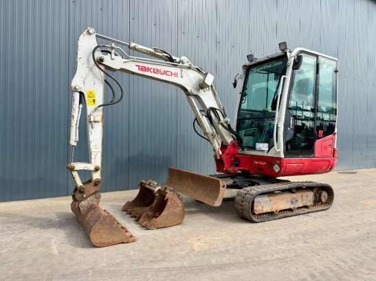 Takeuchi TB 230 2650 2017 2