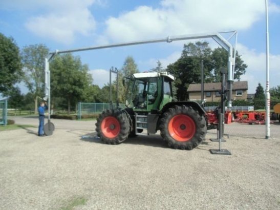 Tractor aquaduct tractor aquaduct 1